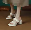 Frauen -Hausschuhe Designer -Plattform Mules Lazy echte Leder klobige Ferse CM Simpleicy Beach Schuhe Open Toe Lady Loafer CFF