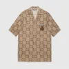 남성용 캐주얼 셔츠 고급 디자이너 셔츠 남성 패션 기하학적 인쇄 셔츠 하와이 꽃 캐주얼 셔츠 남성 슬림 한 짧은 슬리브 품종 T230228