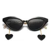 Güneş gözlüğü cazibesi kara kedi göz kadınları İtalya marka tasarımcısı metal zincir gözlük çıkarılabilir kalp kolye güneş gözlükleri moda uv400sunglasses
