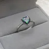 Bague en cristal Zircon pour femmes belle forme de coeur excellente qualité beaux bijoux cadeau de saint valentin romantique