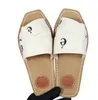 kvinnor Klänning Skor woody slides designer canvas gummitofflor vit svart mjuk rosa segel dam mulor platta sandaler mode utomhus strandskor 67