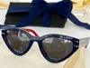 Solglasögon för kvinnor och män sommarstil signatur b2u anti-ultraviolett retro tallrik triangel full ram mode glasögon slumpmässig låda
