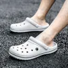 Topselling clogs för män 2022 plast slipper sandaler plattform strand sommar vatten skor lyx märke casual unisex sandalias hombrre berömd varumärkesdesigner