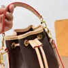 Mini hinkväska dragkammare handväska crossbody väskor axelväska gammal blomma mynt handväska äkta läder plånböcker brun avtagbar remmen