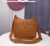 2021 bolso de hombro de diseñador de lujo Eveling cuero todo bolso de cuero mochila chica bolso cruzado tamaño 28 cm