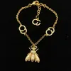 Conjunto de joyería de abeja para mujer Collar de diseñador Pulsera Pendientes Diseñadores Colgante de oro Carta de diamante de lujo Collares de fiesta Pulseras Pendiente de perno 2207061D