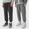 INFLATION Dicke Fleece-Sweatpant-Unisex-Grau-Jogginghose Winterwarme lässige Männer Plain Loose Track Pant-Paar-Sportbekleidung 220325