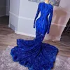 Royal Blue Cekiny Aplikacja Evening Formalne Dresses 2022 Sparkly Z Długim Rękawem Koronki Sheer Neck Arabski ASO EBI Prom Gala Gowns Robe de Soirée