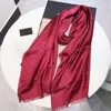 2022Premium Women Women Diarf Autumn/Winter Dickf Silver Silver Jacquard Wool وشاح