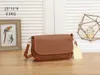 Летний женский кошелек и сумочки 2022 Новая мода повседневные маленькие квадратные сумки Высококачественные уникальные дизайнерские сумки для плечевых мессенджеров H0610