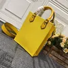 Global Limited Fashion luxury designer Bucket bag It can be customized wholesale men and women Top quality high-capacity handbag 441