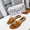 Italie Designer Pantoufle De Luxe Femmes Sandale Marque Glisser Des Pantoufles À Fond Plat Flip Flop Design Baskets Sandales En Caoutchouc Mousse De Shoebrand S93 04