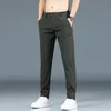 Mingyu sommar män casual byxor män byxor manlig byxa smal passform elastisk midja grön grå ljus tunna coola 28-38 220325