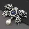 دبابيس دبابيس Xiang Gold Silver Metal Rhinestone Bowknot Fashion Crystal Bow Simulation Pearls Brooch for Women Girlpins