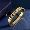 Designer armband voor dames hoepel oorring heren titanium staal goud bangle mode love f armbanden studs luxe bruiloft sieraden hoepels met doos 2022