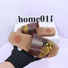 Sandalias de marca de lujo Zapatillas de diseñador Diapositivas Brocado floral Chanclas de cuero genuino Zapatos de mujer