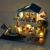 Mini DIY Holz Puppenhaus Kit Miniaturmöbel Schwimmbad Casa Strand Cottage Puppenhaus Spielzeug für Kinder Mädchen Weihnachtsgeschenke