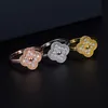 Luxuriöser Volldiamant-Kristall-Ring für Damen, hochwertiger Edelstahl, klassischer Klee-Schmuck-Designer-Ring