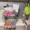 Amina Muaddi 여성 샌들 가죽 단독 디자이너 하이힐 10cm 블랙 핑크 다이아몬드 체인 장식 연회 여성 신발 실크 웨딩 섹시한 공식 슬리퍼 상자 포함