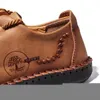 Handgjorda läder casual män skor design sneakers man bekväma läderskor män loafers moccasins kör sko 220815