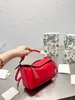 Yüksek kaliteli tasarımcı çanta geometrik desen messenger çanta bayanlar çanta erkekler çantalar çanta malzemesinden yapılmış