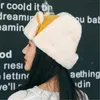 Beanie/Skull Caps Fashion Winter Hats voor vrouwen met ademhalingsmasker Hoed Girl Voeg bont beklede warme pilootstijl Davi22 toe