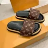 2022 Poolkudde Comfort Sandaler Designer Tofflor Dam Mule Tofflor Lady Nylon Skor Rem Män Läder Sandal Solnedgång Platt Slide Med Box NO356