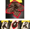 Lenço de seda feminino para feminino Designer Têxtil Moda Vermelha Carta de café impressão Faixa da cabeça Variável Acessórios da cabeça Acessórios Atividade Presente de luxo de luxo 50cm Lenço pequeno