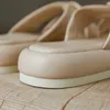 Sandaler Kvinnors tofflor 2022 Summer Flat Shoes Kvinnlig Casual Platform utomhus strand damer inomhus tjockt botten hem skoessandaler