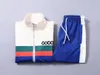 2022 Nouveaux hommes Femmes Survêtements Sweatshirts Costumes Hommes Track Sweat Suit Manteaux Homme Designers Vestes Sweats à capuche Pantalons Sweatshirts Sportswear 55