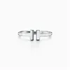 جديد S925 Sterling Silver Silver Luxury Wedding Rings 'T Shape Men Collection Popular Jewelry Name Big Fashion Moder