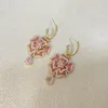Lampadario pendente Lampadario europeo e americano Zircone micro-intarsiato Orecchini a fiore super resistenti Femminilità esagerata Orecchio in ottone di alta qualità