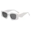 Mode lyx Solglasögon Designer Man Kvinna Solglasögon Polarized UV400 Glasögon Beach Goggle solglasögon utomhus gata foton glasögon glasögon för kvinnor män