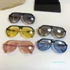 럭셔리-Club3 NEW Men 특수 자외선 차단 기능이있는 인기있는 선글라스 여성 패션 레트로 타원형 안경 프레임 고품질