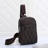 Män crossbody axel väska pu paket klassisk rese kvalitet män bröstsäckar messenger pack mode casual sling ryggsäck