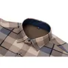 Aoliwenブランドの男性の冬の暖かい長袖のシャツFlannel Plaidの肥厚と快適な大きさ220401