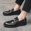 Tassels British Gentleman Ponto Black Business Evening Sapatos para homens Vestidos de noiva Prom Homecoming Oxford Sapatos Ten