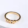 Модные ювелирные дизайнерские дизайнерские модные золотые кольца Ring Rusting Мужские и женские пары высококачественные кольца -ювелирные украшения персонализированные простые праздничные подарки