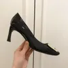 Designer di lusso da donna Primavera Autunno Tacchi alti Punta quadrata Scarpe da barca formali in pelle verniciata con tacco alto Tinta unita Scarpe da sposa rosse Nuovo look Ragazze