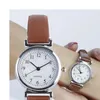 Klassieke Geneva Womens kijkt een casual kwarts lederen bandband horloge ronde analoge klokpols