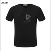 Męskie koszulki letnie mężczyźni Koszulki z krótkim rękawem Top Designer Tees Odznaka Koszula Mężczyzna Tshirts Ubrania Rozmiar M-3XL Wysokiej Quanlity # 380 \ t