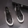 2022 Novo Respirável Masculino Casual Sapatos Moda Rivet Homens Sneakers Flats Hip Hop Punk Menores Mocassins Flats Chaussure Homme