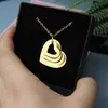 Hänge halsband Personliga halsband Anpassade släktnamn Rostfritt stål Hjärtgraverade hängsmycken för kvinnor Moderälskare Jewelrypendant