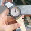 シンプルな男性自動時計