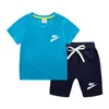 Barnkläder Set Baby Pojkar Flickor Kostym Sommar Casual T-shirts Lösa shorts Set Unisex Småbarn 2 delar Barn Baby Outifs Kläder