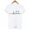 2022 New Women T-shirts Casual Harajuku Love Tops Tops Tee Summer Feminino Manga curta Camise