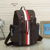 Bolsas escolares de designer de mochila de couro de luxo para mulheres mass de moda ao ar livre sacos de viagem clássicos laptop bolsas de grande capacidade