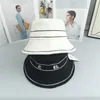 Lady Women Waffle Design Cotty Sweithy Brim 모자를위한 버킷 모자 디자이너 고급 로고 공식적인 모자