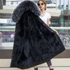 女性の毛皮のフェイクスタイルラクーンパーカージャケット女性ミッドレングスデタッチ可能なライナーフード付きコートと大きな首輪付き