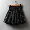 Kjolar koreanska kvinnors höga midja elastiska broderade mesh kjol söta damer fluffiga gasväv minikvinnor a-line paraply korta kjolar